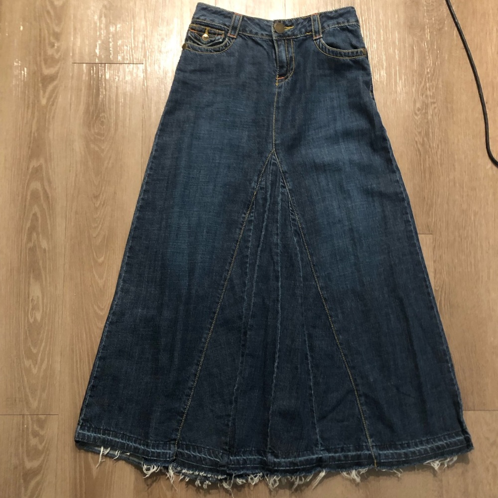 Kenzie long skirt